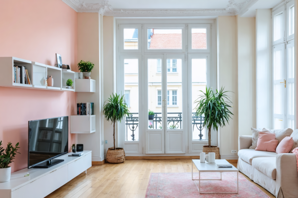 découvrez des astuces pratiques et innovantes pour optimiser l'aménagement de votre petit appartement. maximisez chaque mètre carré avec des conseils sur le rangement, le choix de mobilier et l'agencement des espaces. transformez votre intérieur en un lieu fonctionnel et stylé.