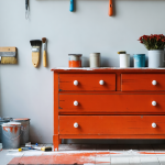 découvrez comment rénover vos meubles sans ponçage grâce à notre guide complet. apprenez des techniques simples et efficaces pour donner une nouvelle vie à vos pièces tout en économisant du temps et de l'effort. suivez nos conseils pratiques et obtenez des résultats dignes d'un professionnel !