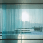 découvrez comment le verre strié apporte une touche d’élégance à vos espaces tout en offrant intimité et praticité. une solution décorative idéale pour sublimer votre intérieur ou votre extérieur.