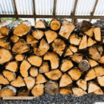 découvrez comment allumer un feu efficacement grâce à une préparation méthodique. conseils pratiques, astuces et techniques pour réussir votre flambée en toute sécurité.