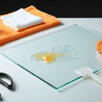 découvrez des astuces simples et efficaces pour enlever la colle sur le plastique sans l'abîmer. suivez notre guide pratique pour des solutions rapides et sécurisées.