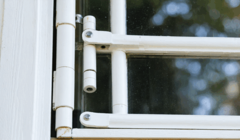 découvrez comment réparer vous-même une charnière de fenêtre en pvc abîmée grâce à nos conseils pratiques étape par étape. optimisez la durée de vie de vos fenêtres avec cette solution diy facile.