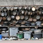 découvrez dans ce guide complet toutes les solutions pour recycler, réutiliser ou éliminer efficacement vos poêles et casseroles usées de manière écologique et responsable.