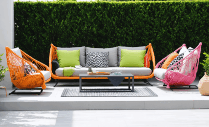 découvrez tout sur le textilène : sa durabilité exceptionnelle, conseils d'entretien faciles et recommandations pratiques pour profiter au mieux de ce matériau résistant.