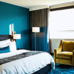 découvrez comment aménager une chambre bleu canard avec nos astuces déco, la palette de couleurs idéale et des sources d'inspiration pour un intérieur élégant et apaisant.