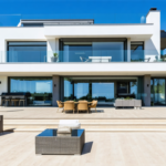 découvrez le guide complet des tarifs pour terrasses avec daniel moquet : prix au m², choix des matériaux adaptés et conseils pour une demande de devis efficace.