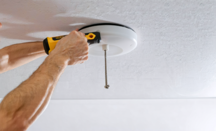 découvrez notre guide fiable et durable pour remplacer un crochet dcl par une vis en toute sécurité et efficacité, étape par étape.